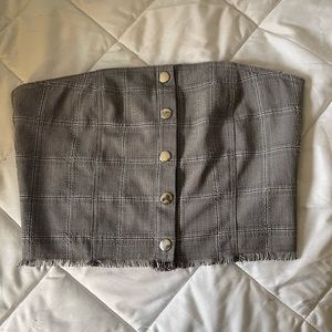 Strapless plaid button up crop top!